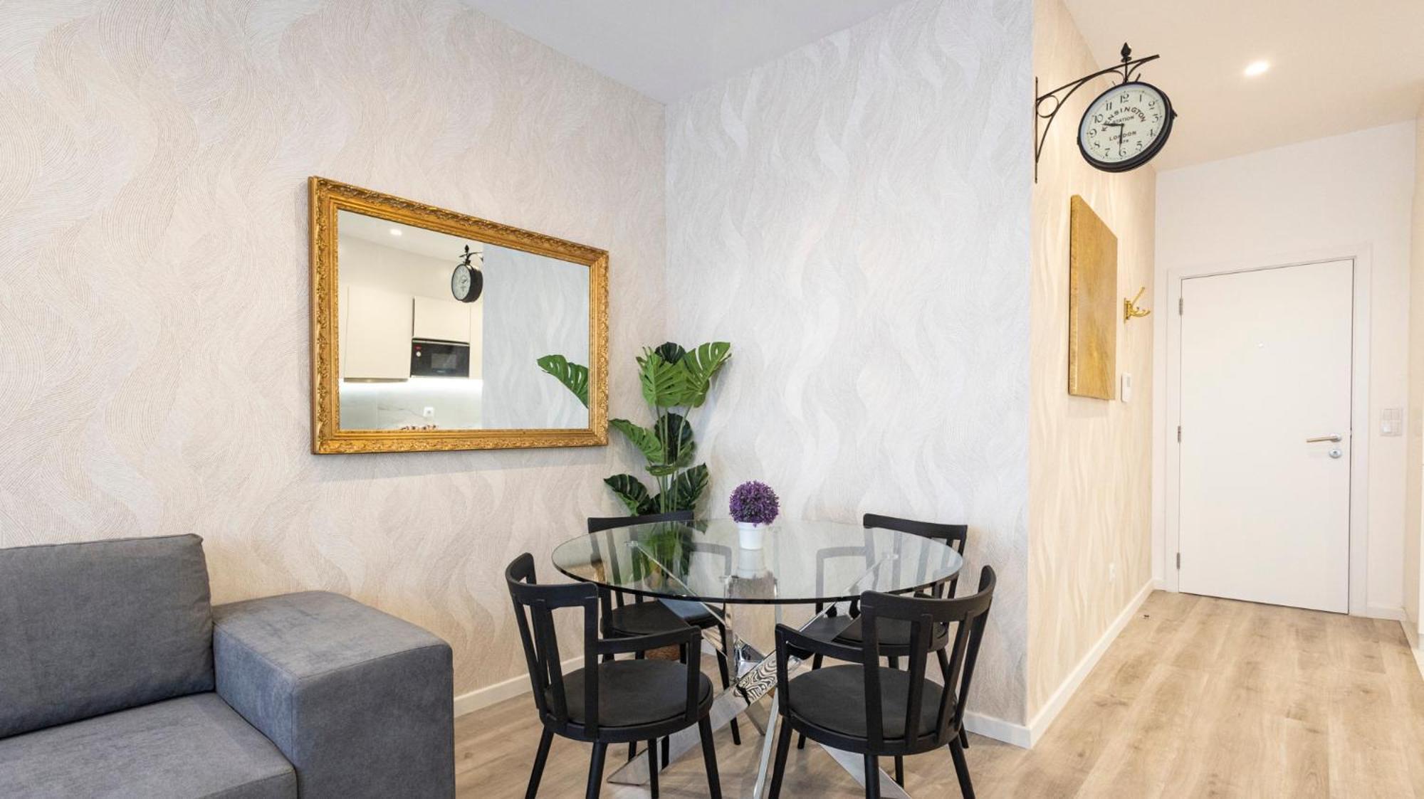 Skyline Lofts By Lovelystay ماتوسينهوس المظهر الخارجي الصورة